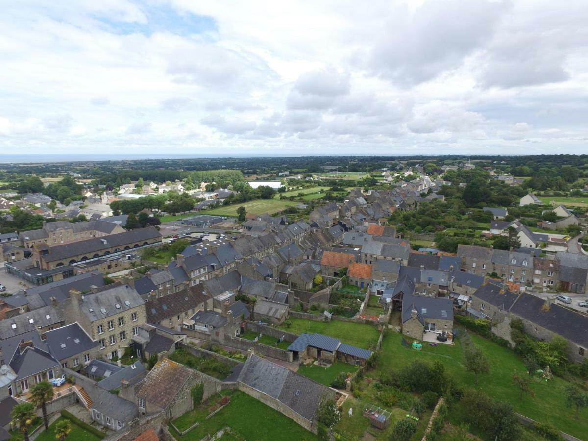 La Tourelle en Normandie Saint-Pierre-Église Extérieur photo